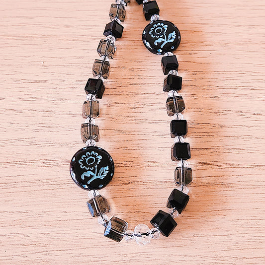 Black Flower Pendant Phone Charm